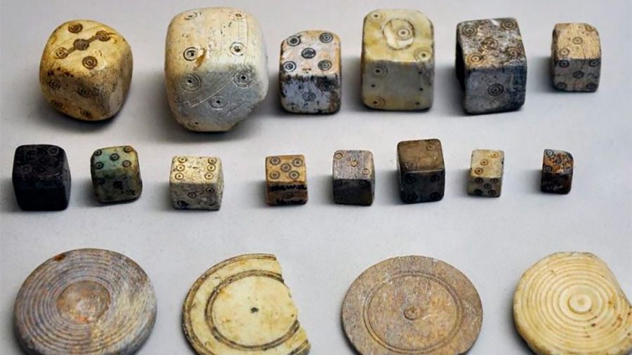 ancient greek dice